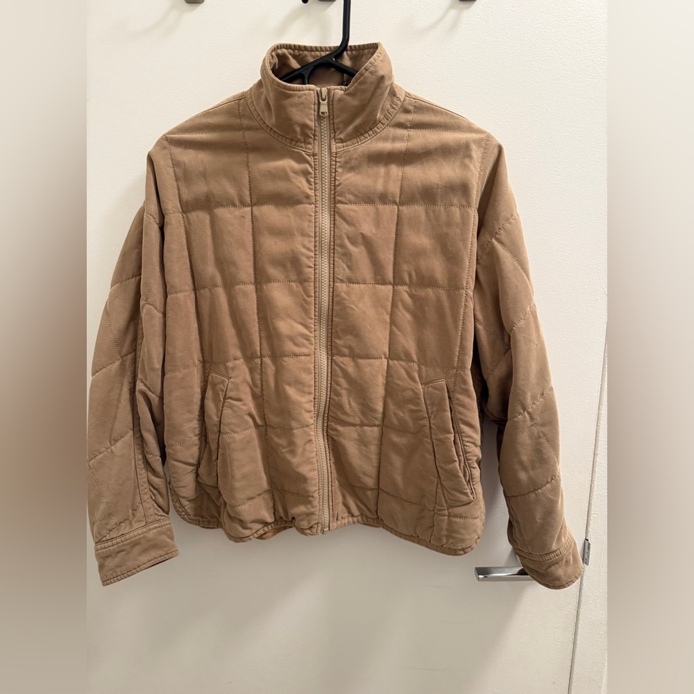 Aritzia Little Moon Tan Quilted Jacket